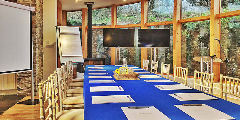 Meetings in the Conservatory at ANRÁN